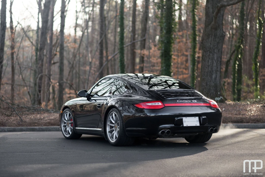 2010 Porsche 997 Carrera 4S - Image 11 of 31
