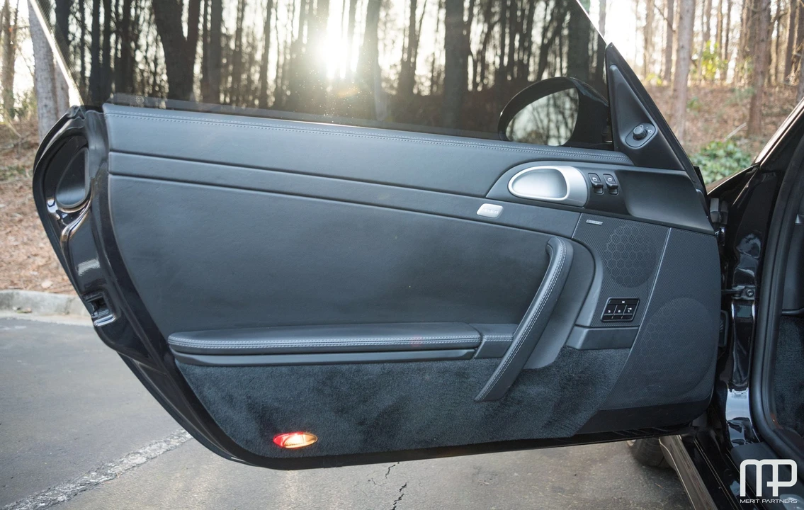 2010 Porsche 997 Carrera 4S - Image 17 of 31