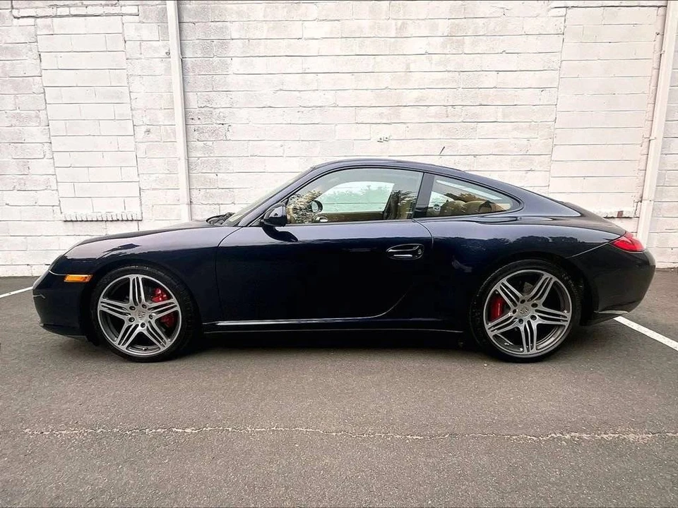 2010 Porsche 997 Carrera 4S - Image 2 of 5