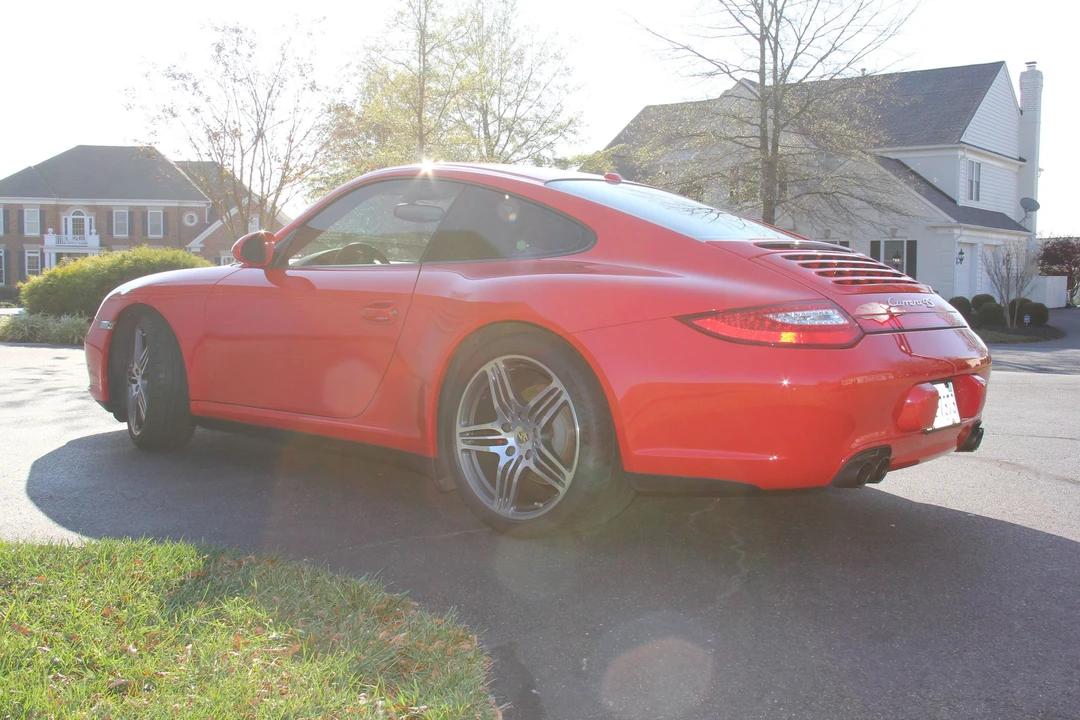 2010 Porsche 997 Carrera 4S - Image 25 of 31