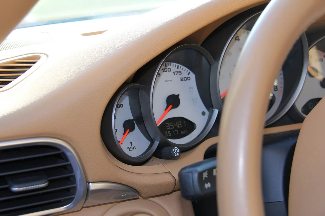 2010 Porsche 997 Carrera 4S - Image 26 of 31