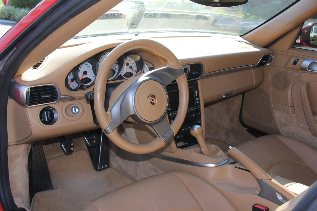 2010 Porsche 997 Carrera 4S - Image 27 of 31
