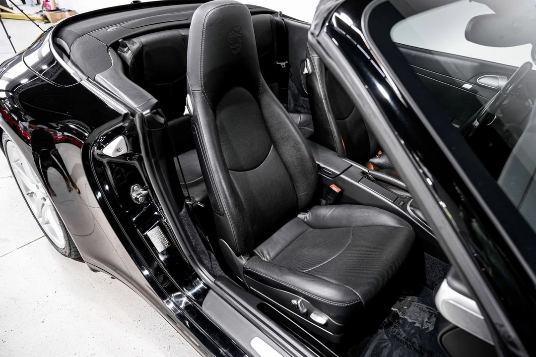 2010 Porsche 997 Carrera 4S - Image 26 of 31