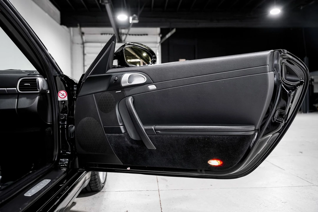 2010 Porsche 997 Carrera 4S - Image 24 of 31