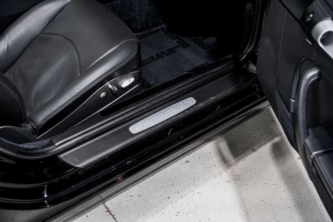 2010 Porsche 997 Carrera 4S - Image 25 of 31