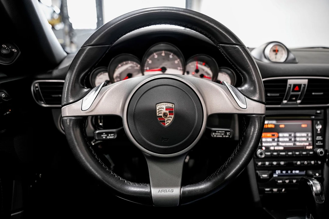 2010 Porsche 997 Carrera 4S - Image 10 of 31