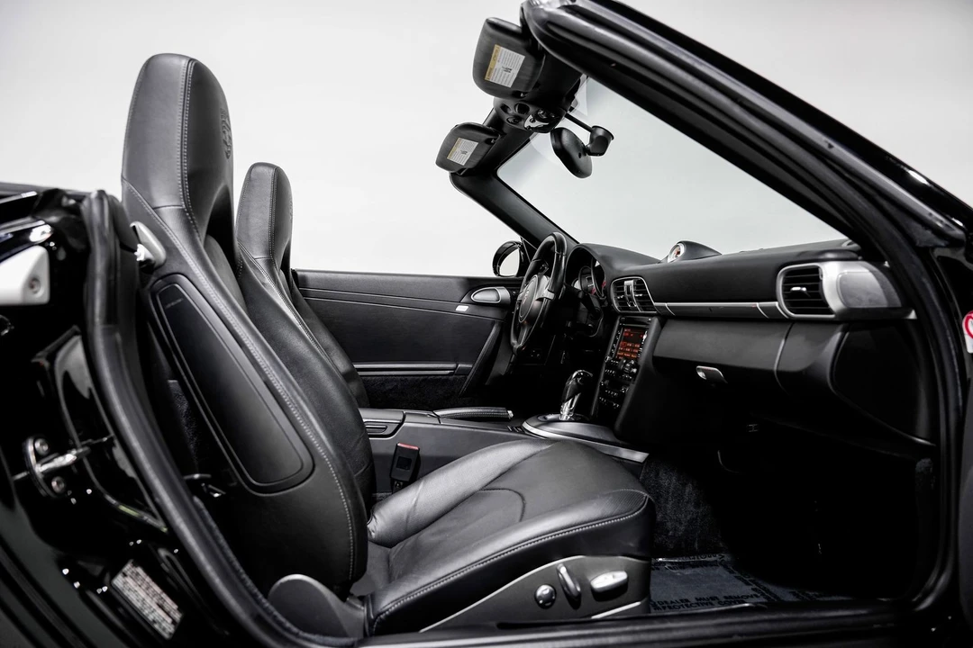 2010 Porsche 997 Carrera 4S - Image 27 of 31
