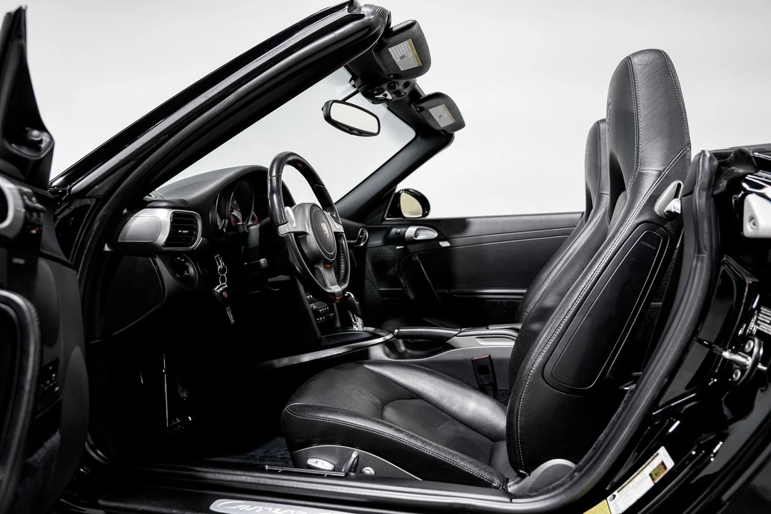 2010 Porsche 997 Carrera 4S - Image 18 of 31