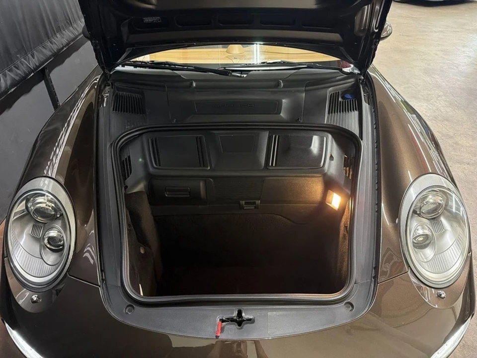 2010 Porsche 997 Carrera 4S - Image 18 of 21