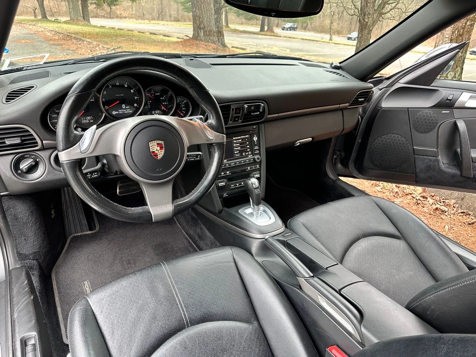 2010 Porsche 997 Carrera - Image 11 of 14