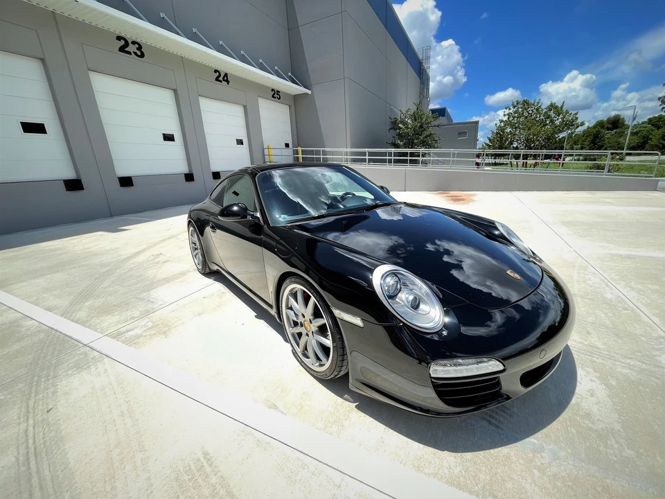 2010 Porsche 997 Carrera - Image 11 of 31