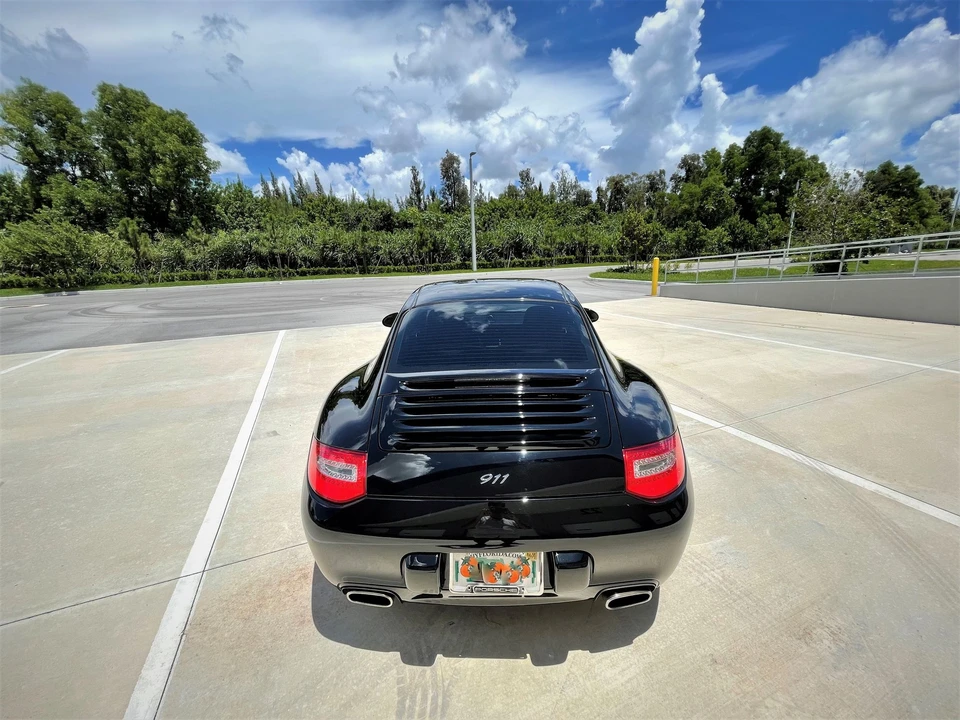 2010 Porsche 997 Carrera - Image 13 of 31