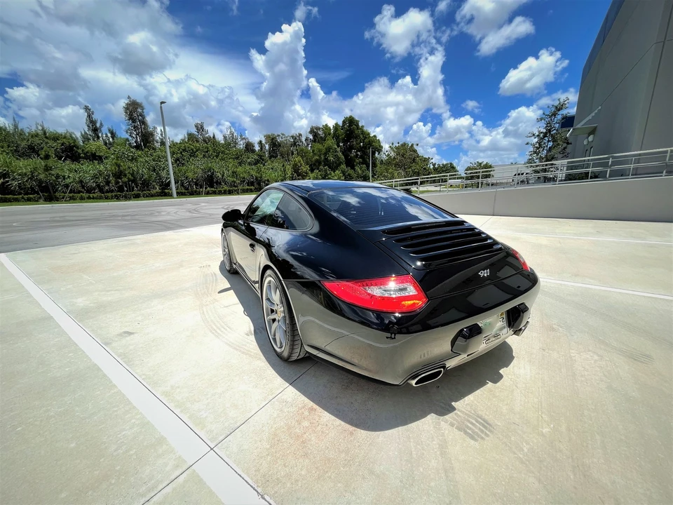 2010 Porsche 997 Carrera - Image 14 of 31