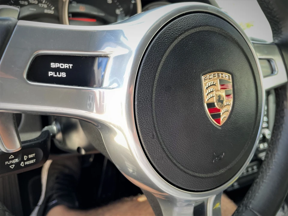 2010 Porsche 997 Carrera - Image 23 of 31