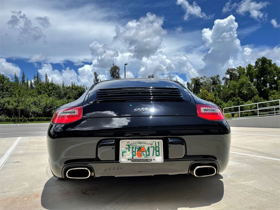 2010 Porsche 997 Carrera - Image 6 of 31