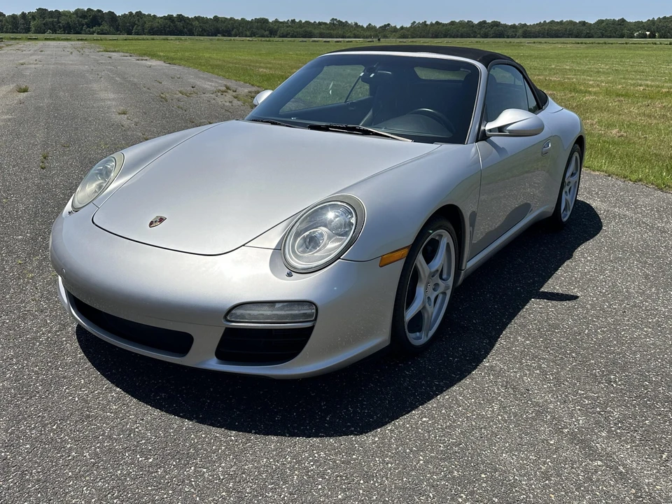 2010 Porsche 997 Carrera - Image 5 of 31