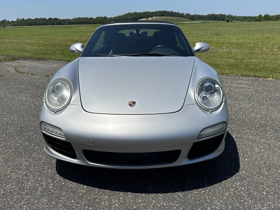 2010 Porsche 997 Carrera - Image 23 of 31