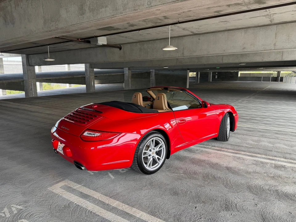 2010 Porsche 997 Carrera - Image 12 of 18