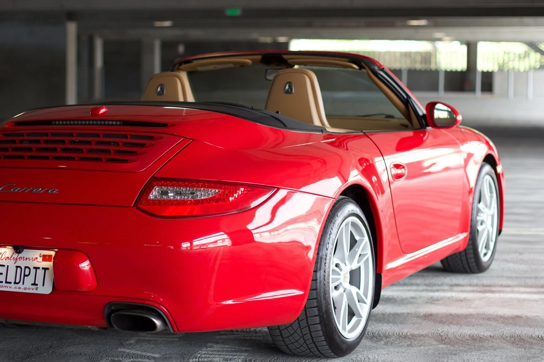 2010 Porsche 997 Carrera - Image 11 of 18