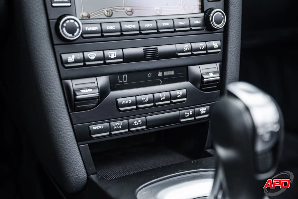 2010 Porsche 997 Carrera - Image 15 of 31