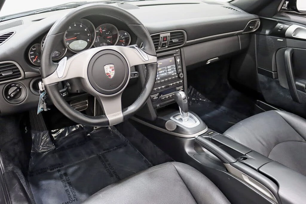 2010 Porsche 997 Carrera - Image 15 of 31