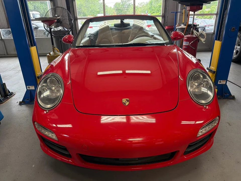 2010 Porsche 997 Carrera - Image 26 of 30