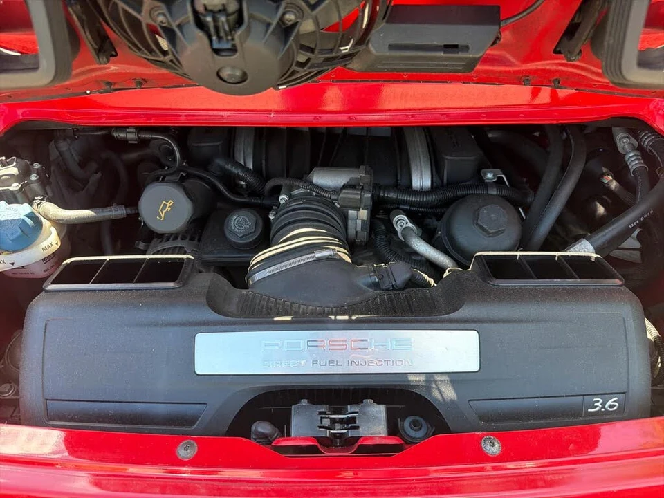 2010 Porsche 997 Carrera - Image 9 of 30