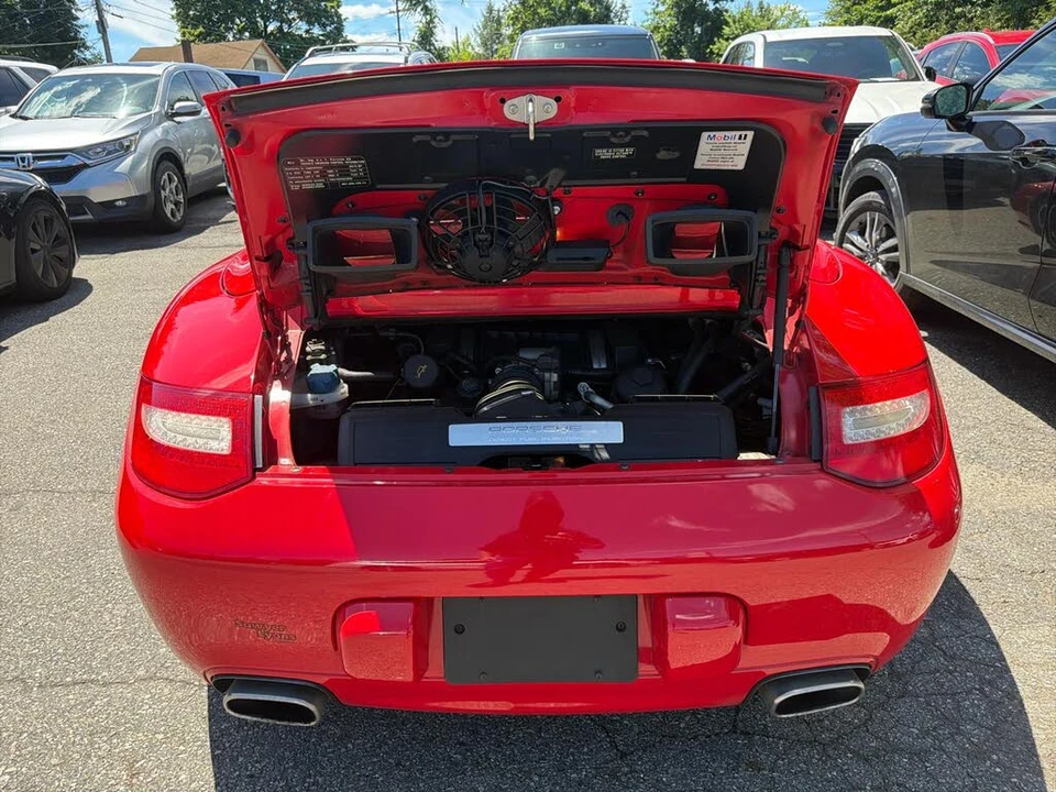 2010 Porsche 997 Carrera - Image 8 of 30
