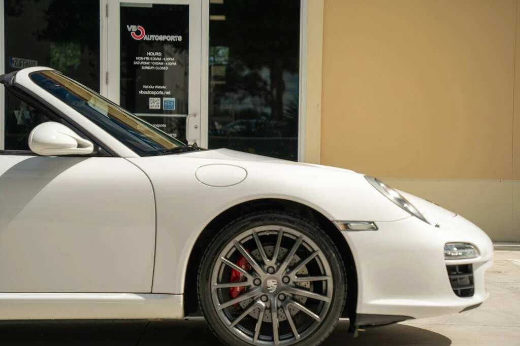 2010 Porsche 997 Carrera - Image 10 of 31