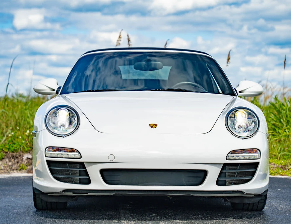 2010 Porsche 997 Carrera - Image 19 of 31