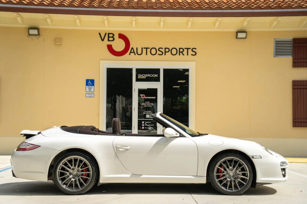 2010 Porsche 997 Carrera - Image 8 of 31