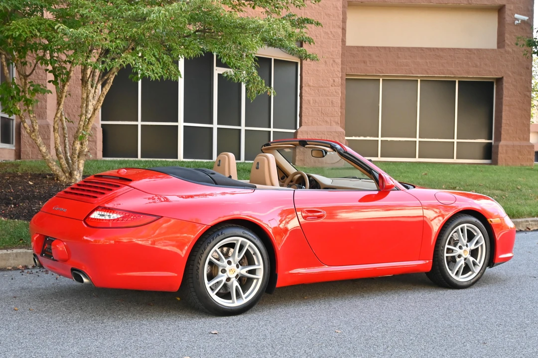 2010 Porsche 997 Carrera - Image 29 of 31