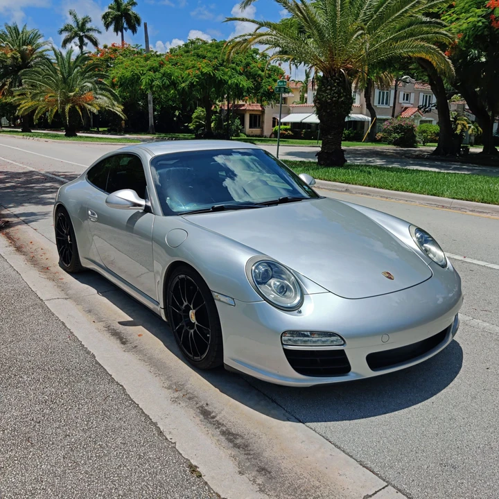 2010 Porsche 997 Carrera - Image 4 of 16