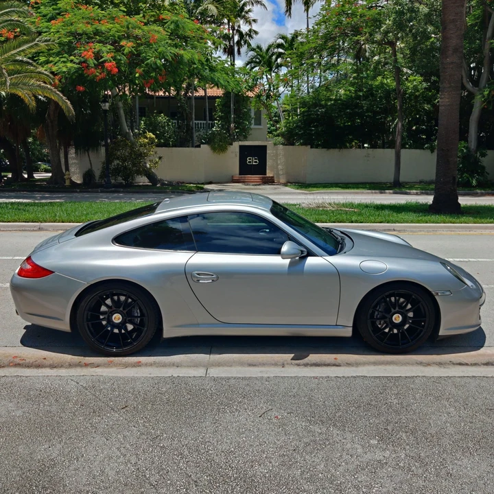 2010 Porsche 997 Carrera - Image 7 of 16