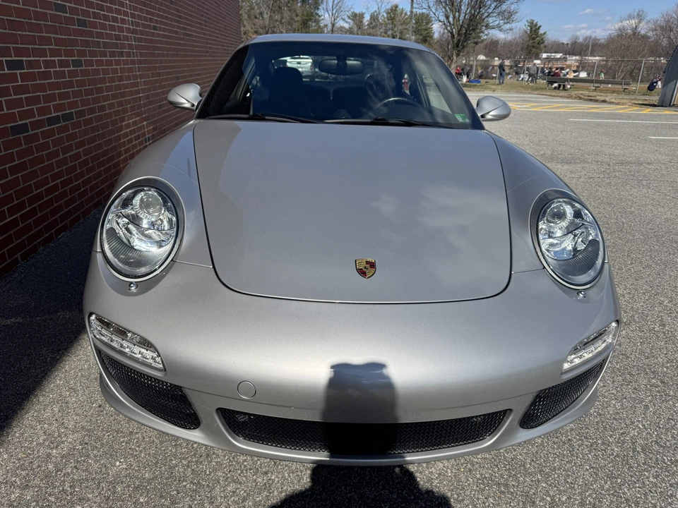 2010 Porsche 997 Carrera - Image 29 of 31