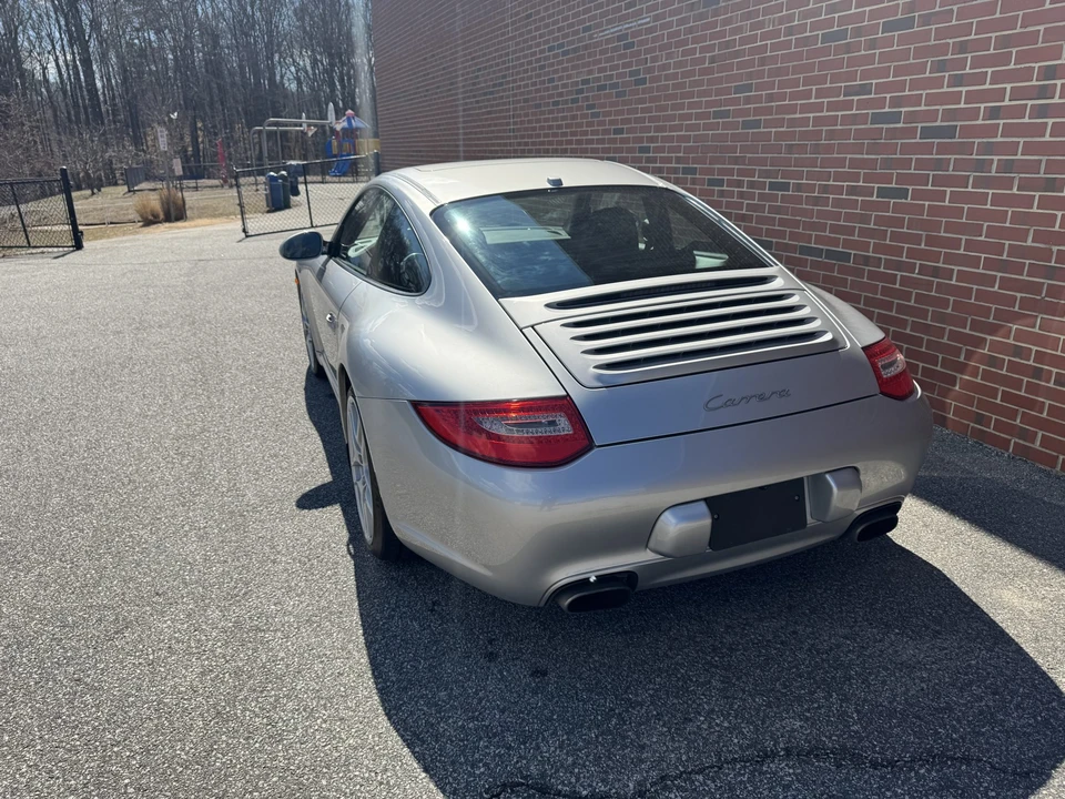 2010 Porsche 997 Carrera - Image 14 of 31