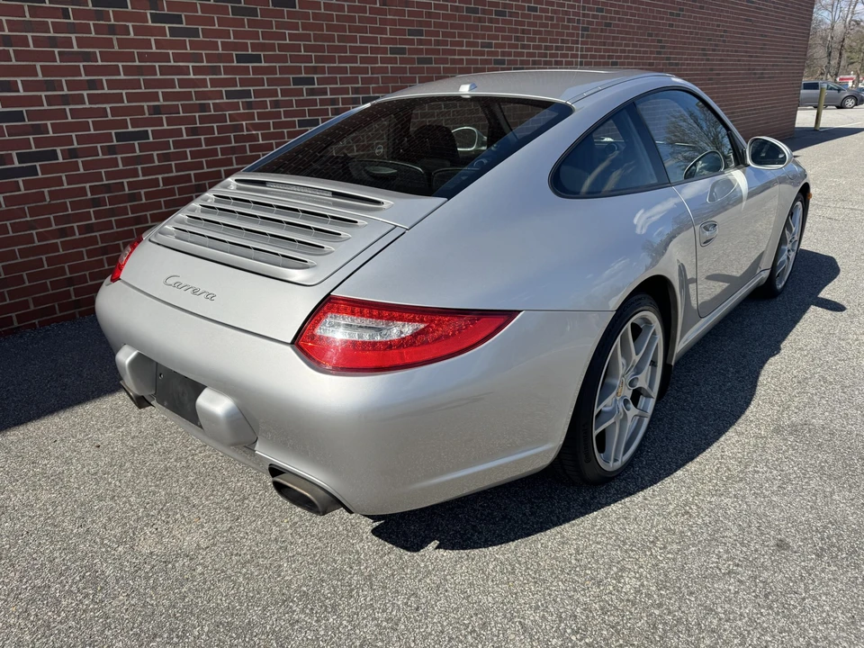 2010 Porsche 997 Carrera - Image 18 of 31
