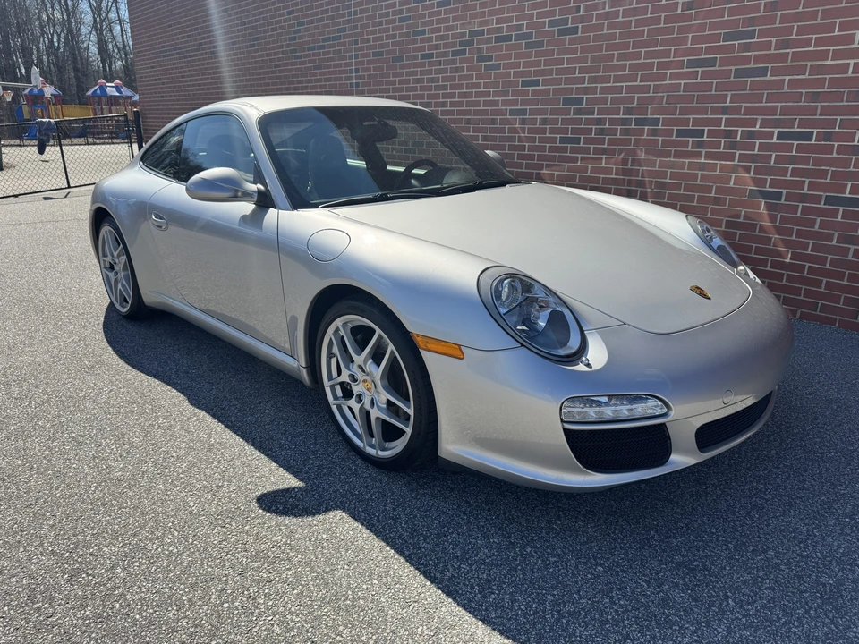 2010 Porsche 997 Carrera - Image 25 of 31