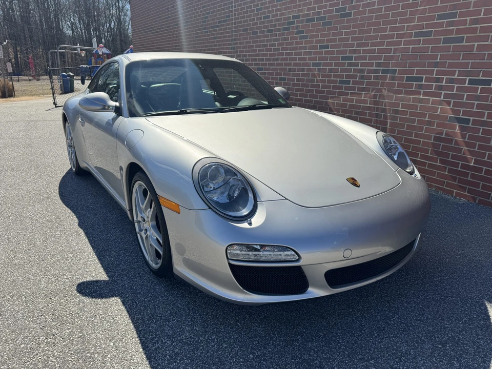 2010 Porsche 997 Carrera - Image 26 of 31