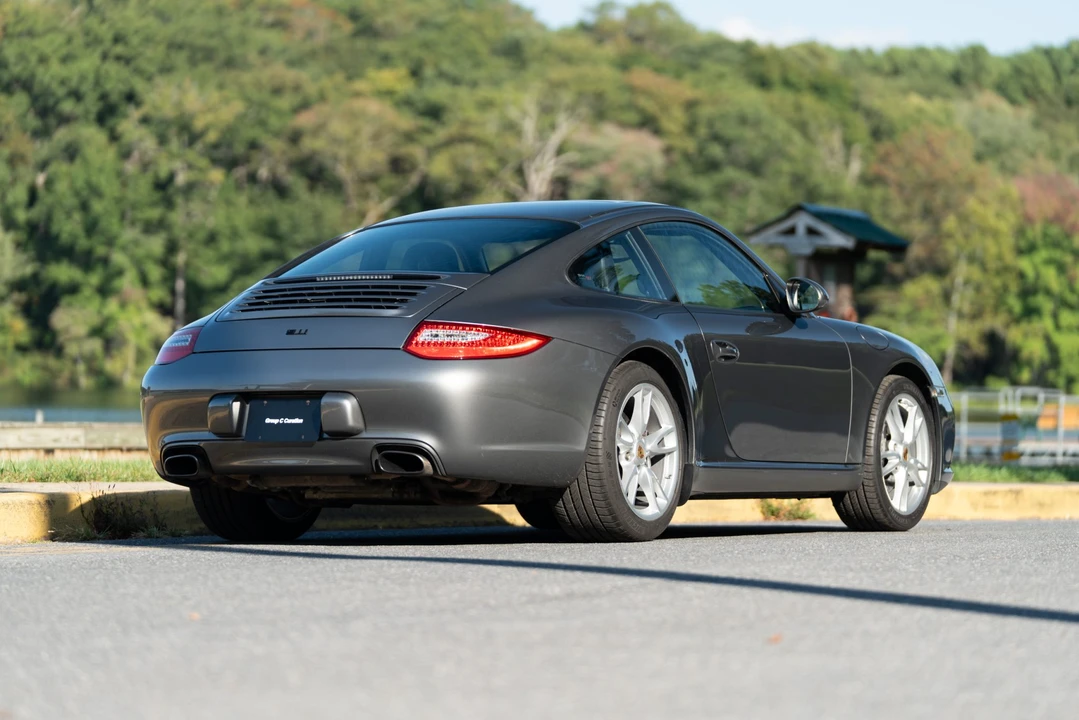 2010 Porsche 997 Carrera - Image 23 of 31