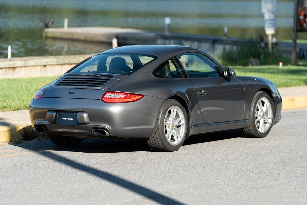 2010 Porsche 997 Carrera - Image 24 of 31