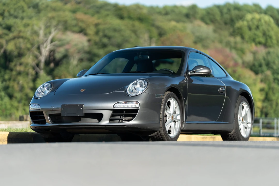 2010 Porsche 997 Carrera - Image 6 of 31