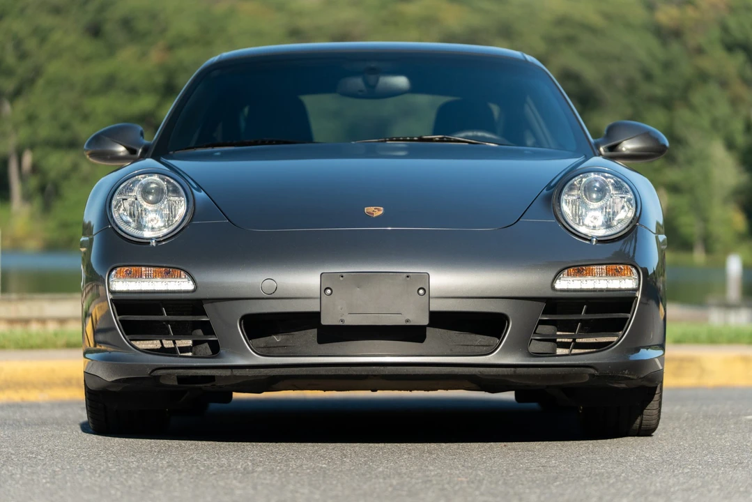 2010 Porsche 997 Carrera - Image 11 of 31