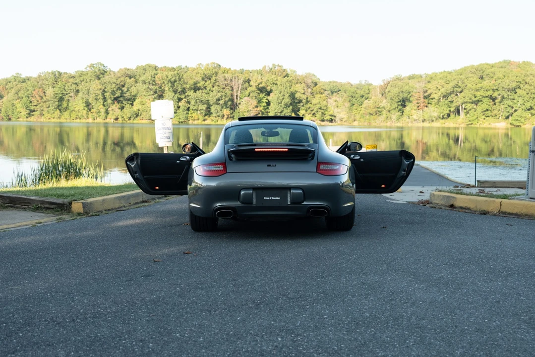2010 Porsche 997 Carrera - Image 30 of 31