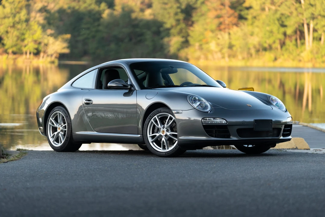 2010 Porsche 997 Carrera - Image 16 of 31