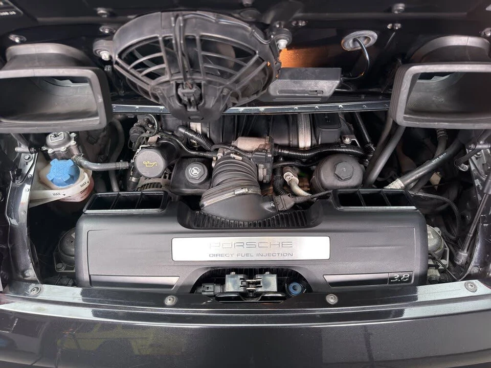 2010 Porsche 997 Carrera S - Image 28 of 31