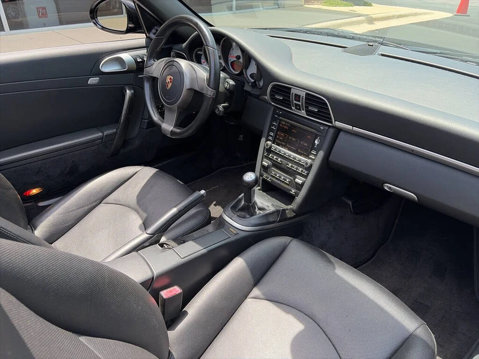 2010 Porsche 997 Carrera S - Image 11 of 23