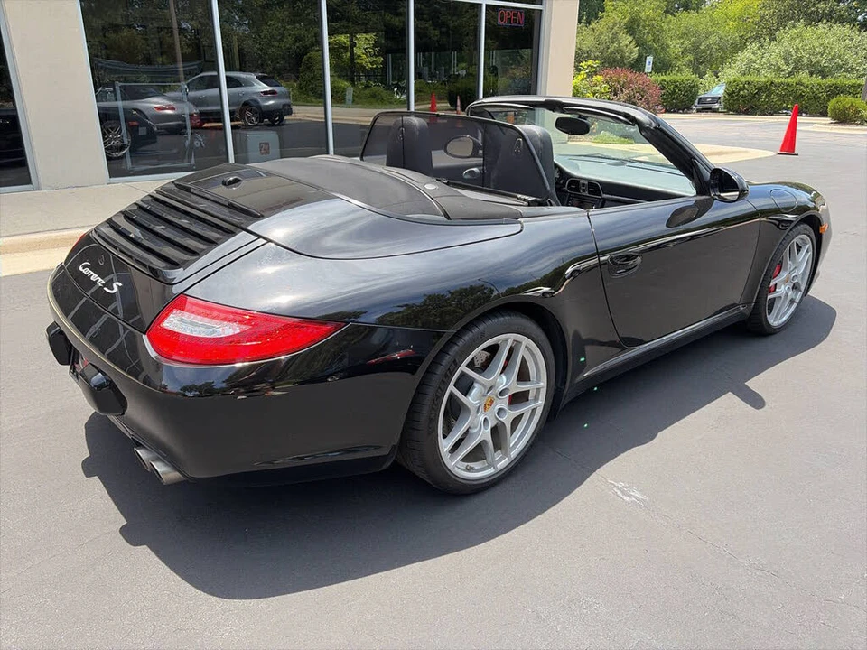 2010 Porsche 997 Carrera S - Image 8 of 23