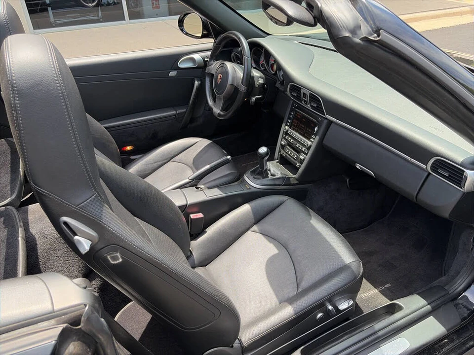 2010 Porsche 997 Carrera S - Image 10 of 23