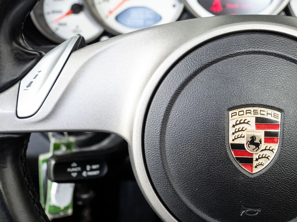 2010 Porsche 997 Carrera S - Image 10 of 31